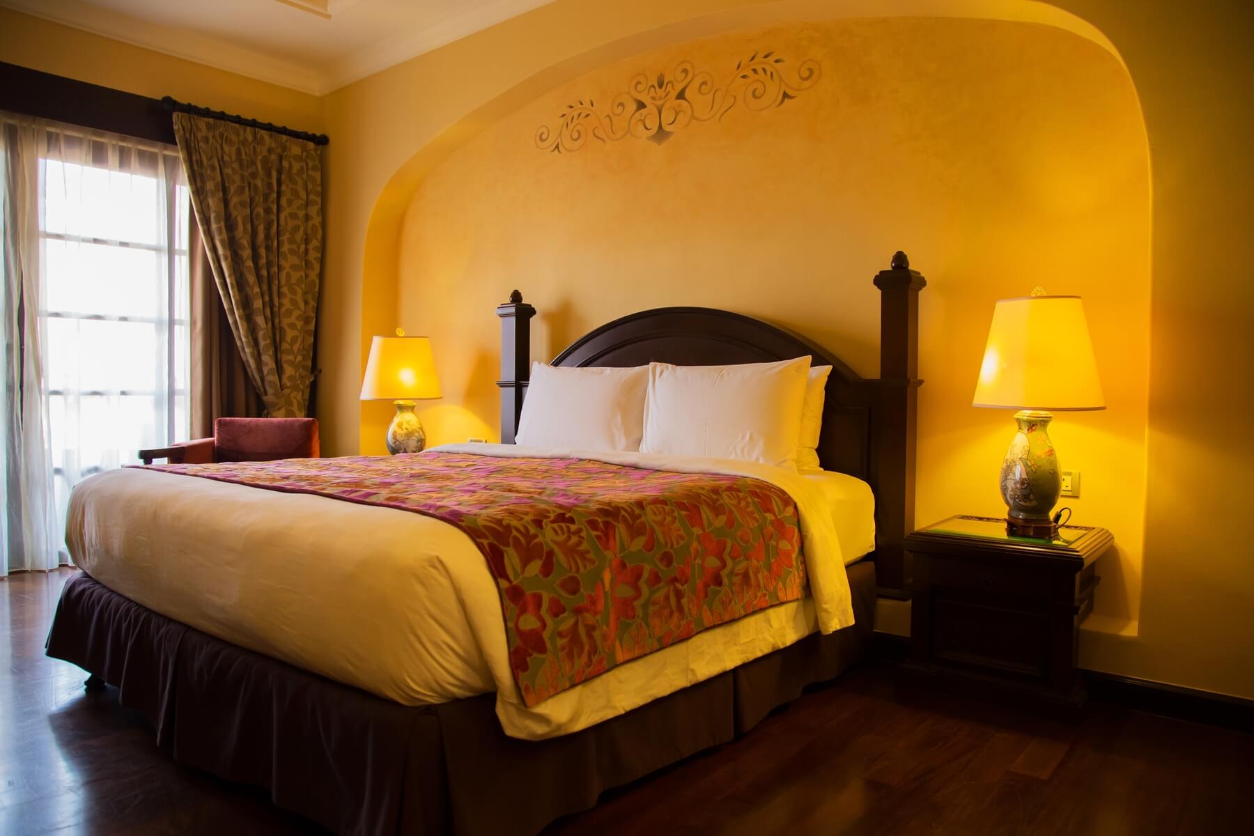 traditional master bedroom 2023 11 27 05 29 34 utc.jpg